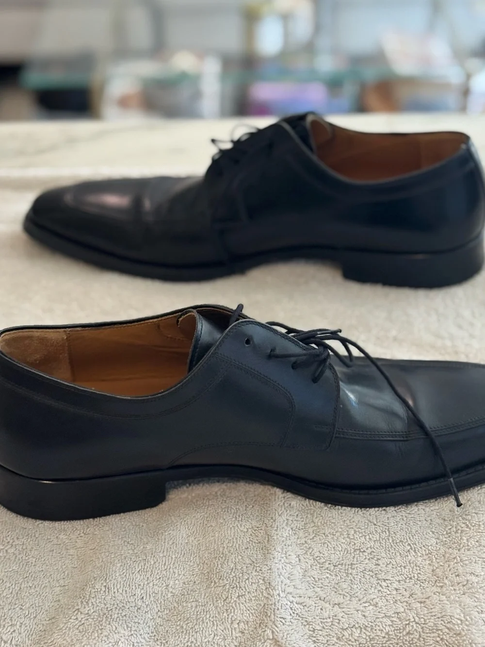 Magnanni Black Leather Derby Shoes